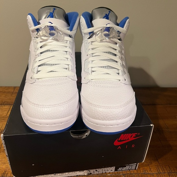Air Jordan Retro 5 (Stealth Blue) - Picture 3 of 4